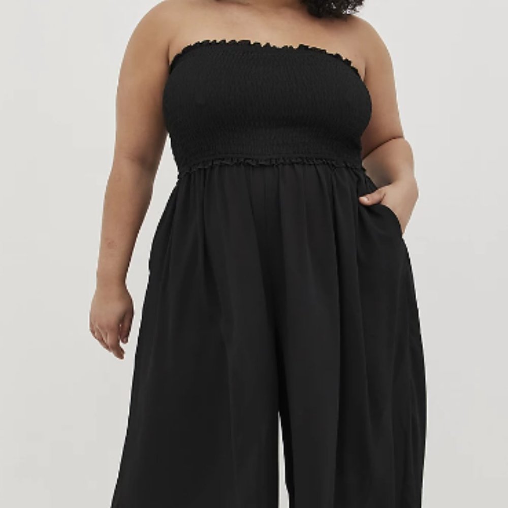 Torrid Strapless Culotte Jumpsuit Swim Cover-Up - Crinkled Crepe Size 22/24 NWT